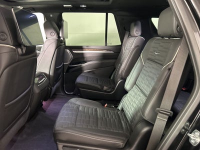 2025 Cadillac Escalade Sport Platinum