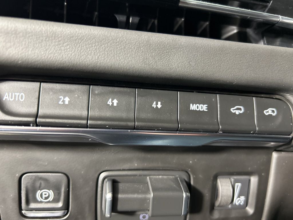 2025 Cadillac Escalade Sport Platinum