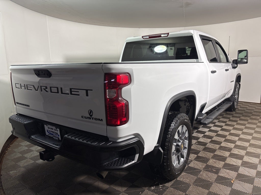 2024 Chevrolet Silverado 2500HD Custom