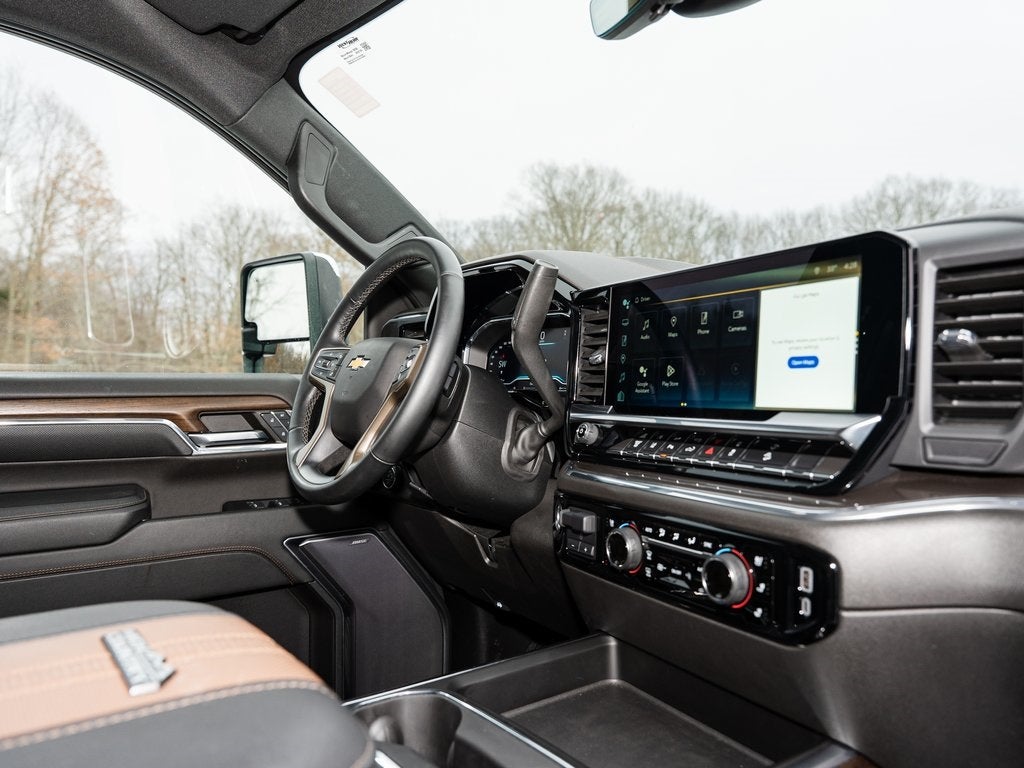 2024 Chevrolet Silverado 3500HD High Country