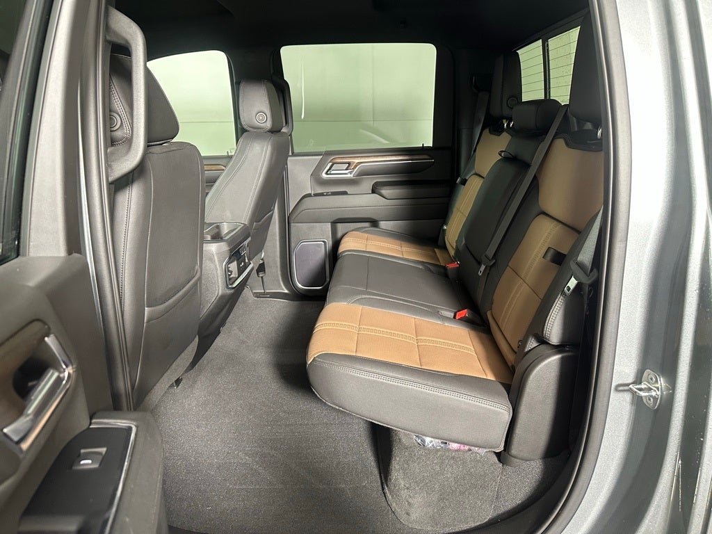 2024 Chevrolet Silverado 3500HD High Country