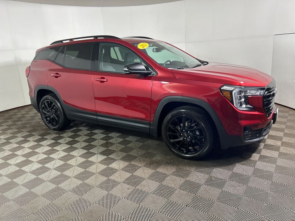 2023 GMC Terrain SLT