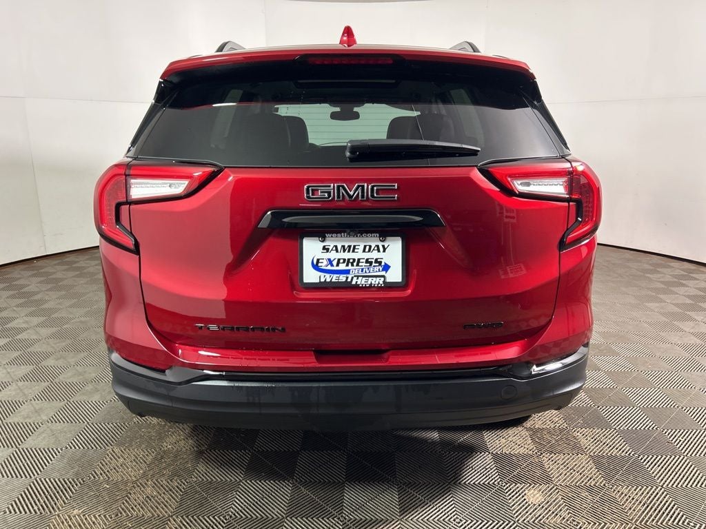 2023 GMC Terrain SLT