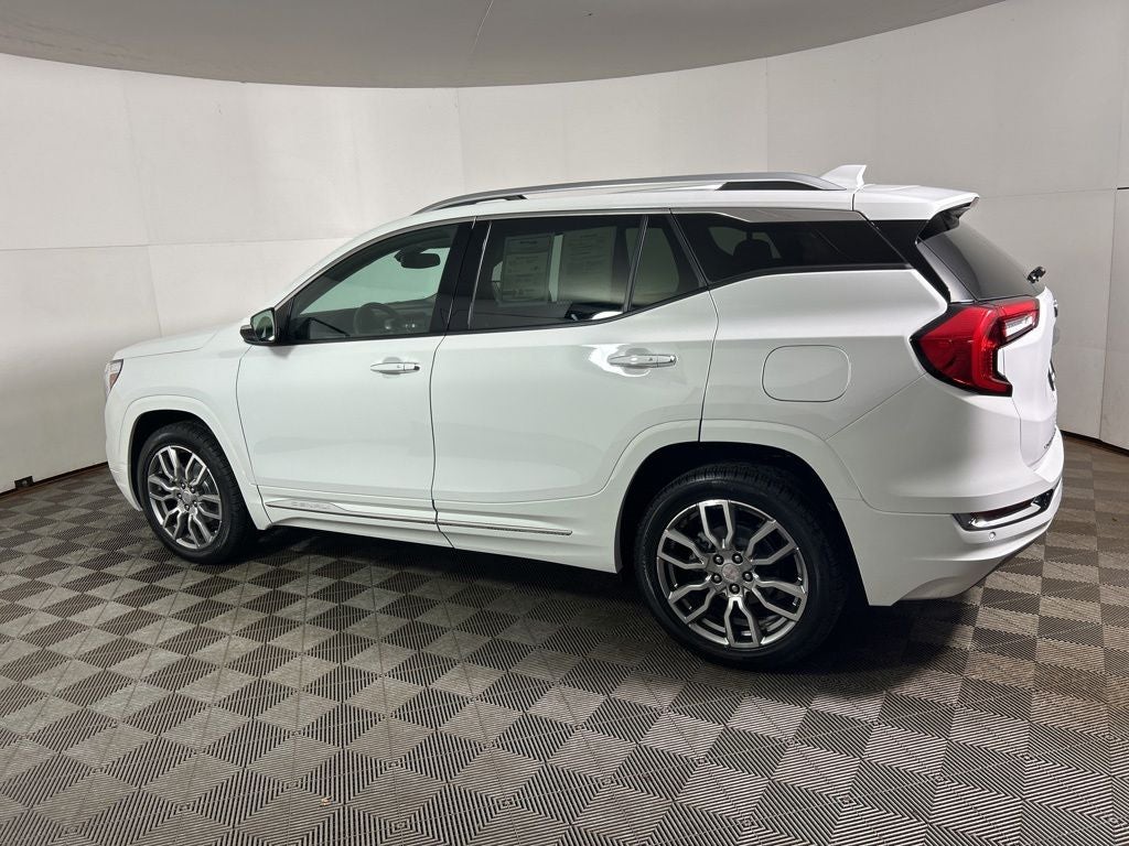 2023 GMC Terrain Denali