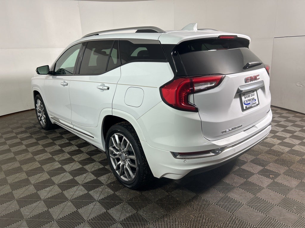 2023 GMC Terrain Denali