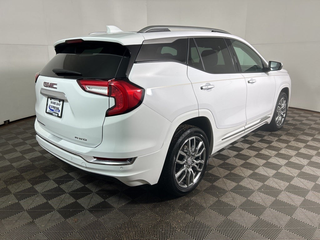 2023 GMC Terrain Denali