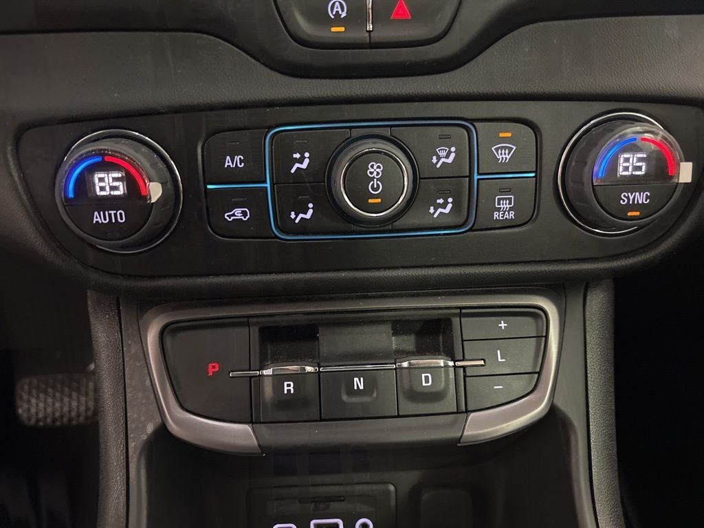 2023 GMC Terrain AT4