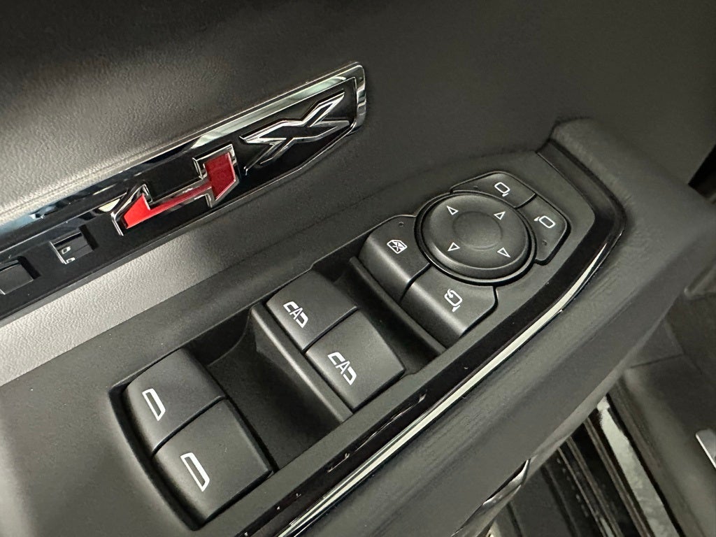 2025 GMC Sierra 1500 AT4X