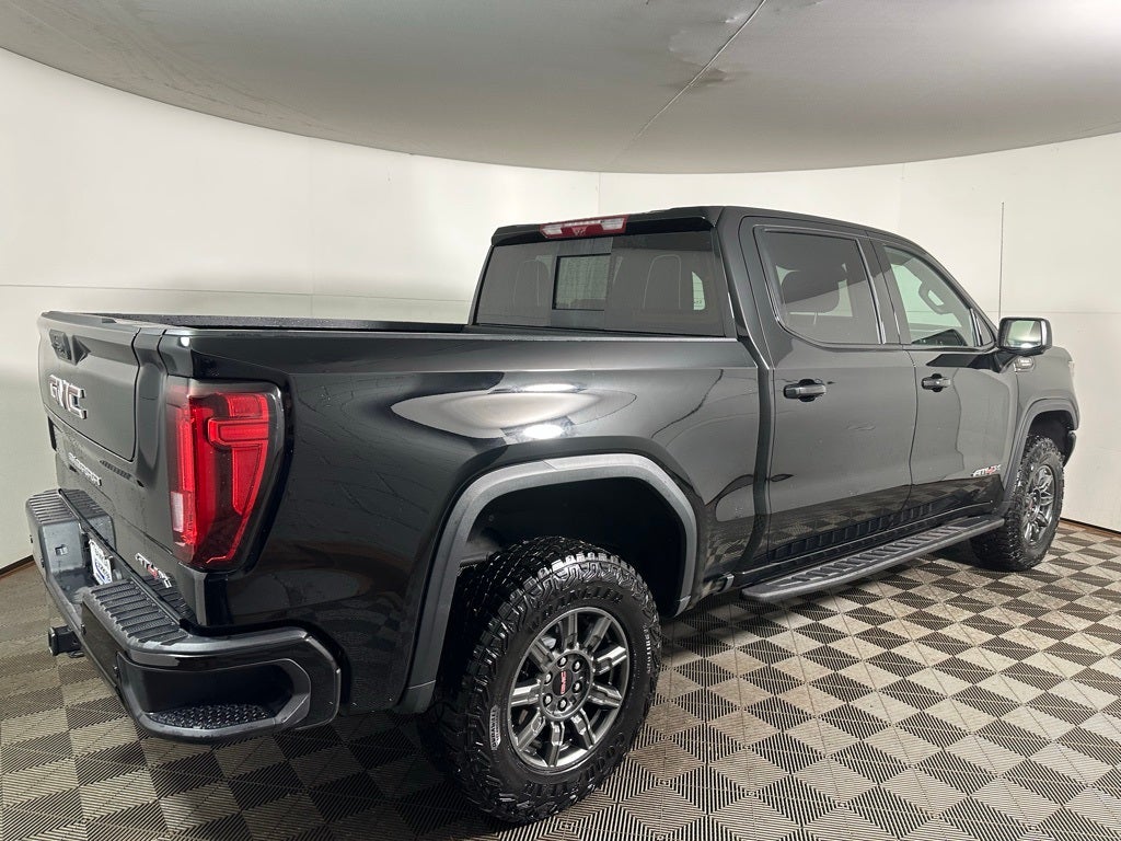 2025 GMC Sierra 1500 AT4X