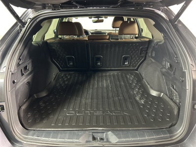 2022 Subaru Outback Touring XT