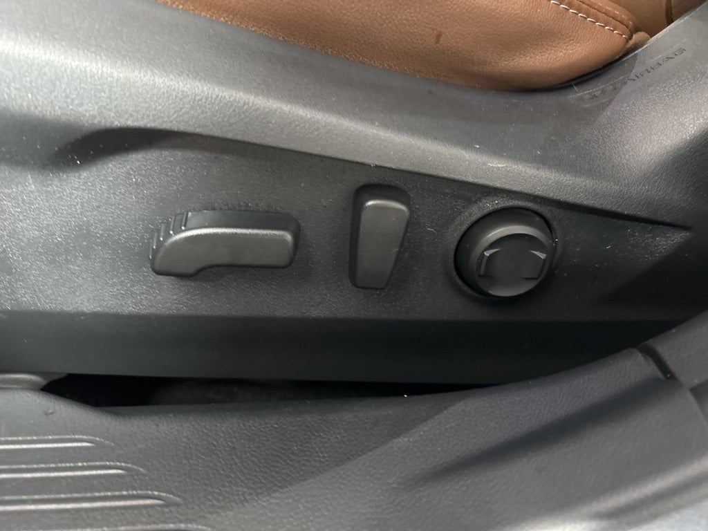 2022 Subaru Outback Touring XT