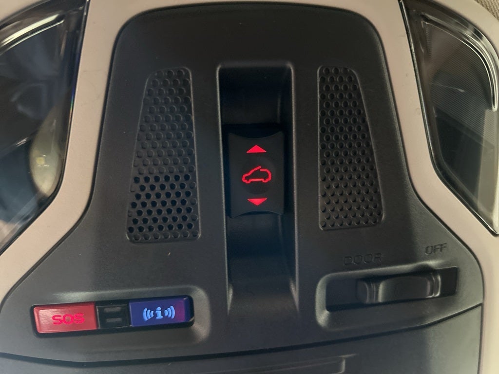 2022 Subaru Outback Touring XT