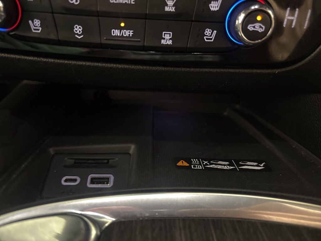 2022 Buick Enclave Avenir