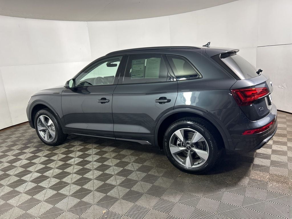 2025 Audi Q5 40 Premium quattro