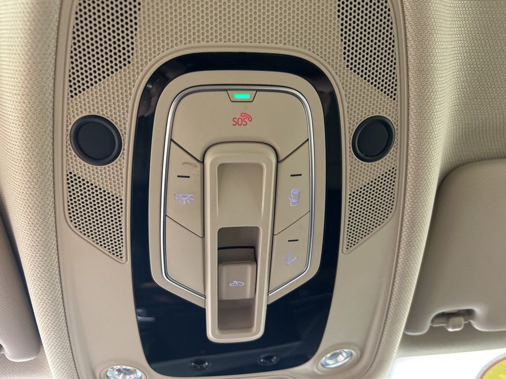 2022 Audi A4 40 Premium quattro