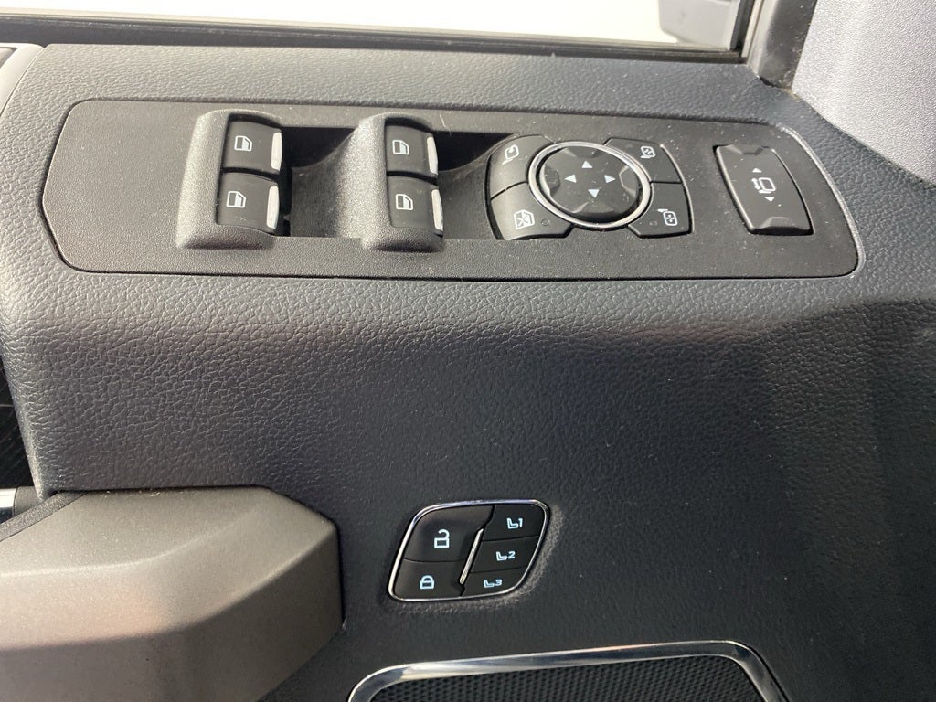 2022 Ford F-350SD Platinum