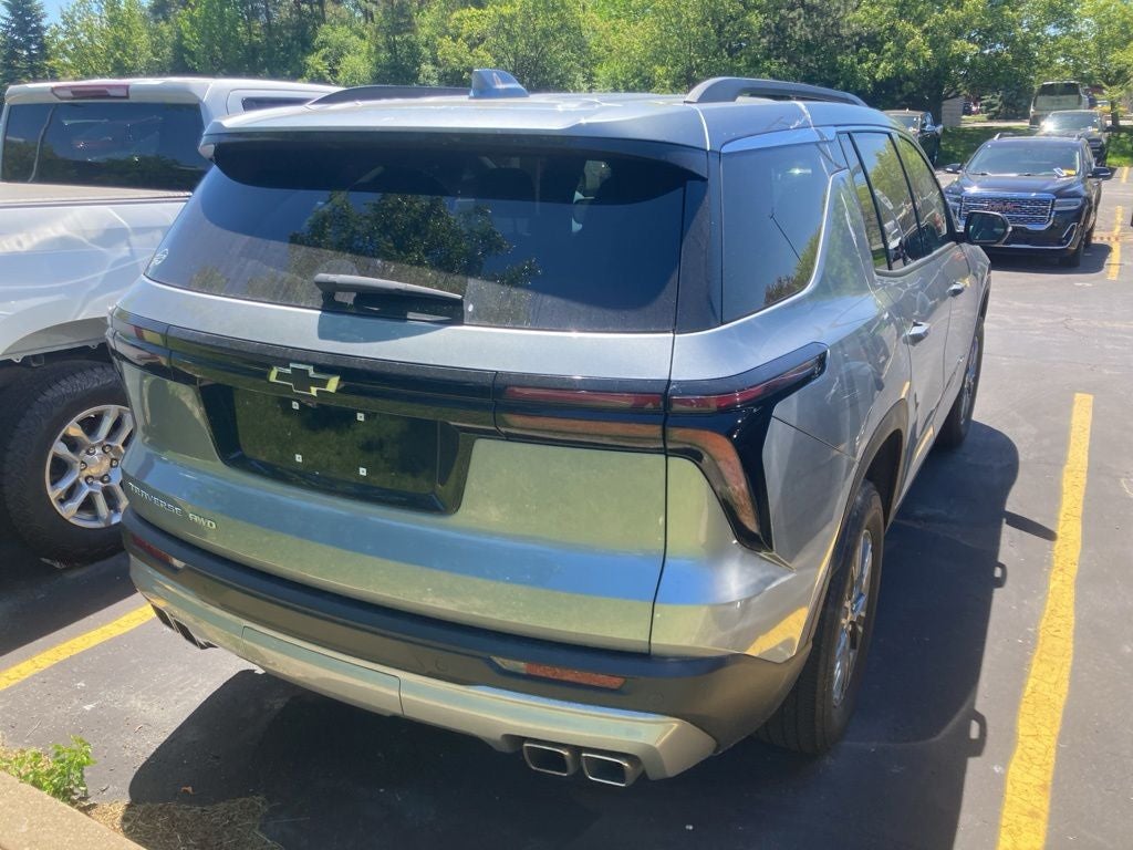 2025 Chevrolet Traverse LT 2LT