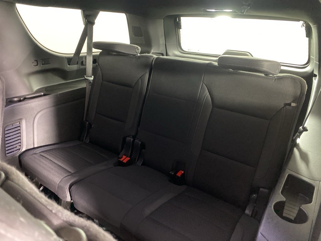 2024 Chevrolet Suburban LS