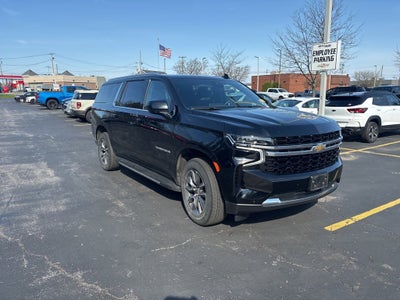 2023 Chevrolet Suburban LS