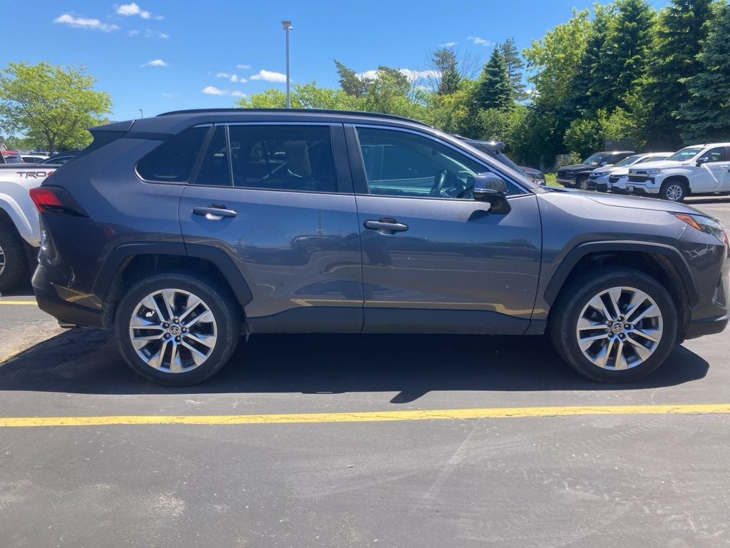 2022 Toyota RAV4 XLE Premium