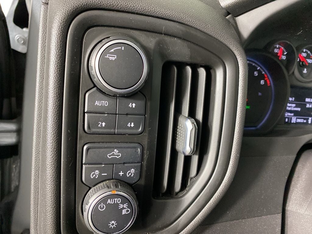 2023 Chevrolet Silverado 1500 Custom Trail Boss