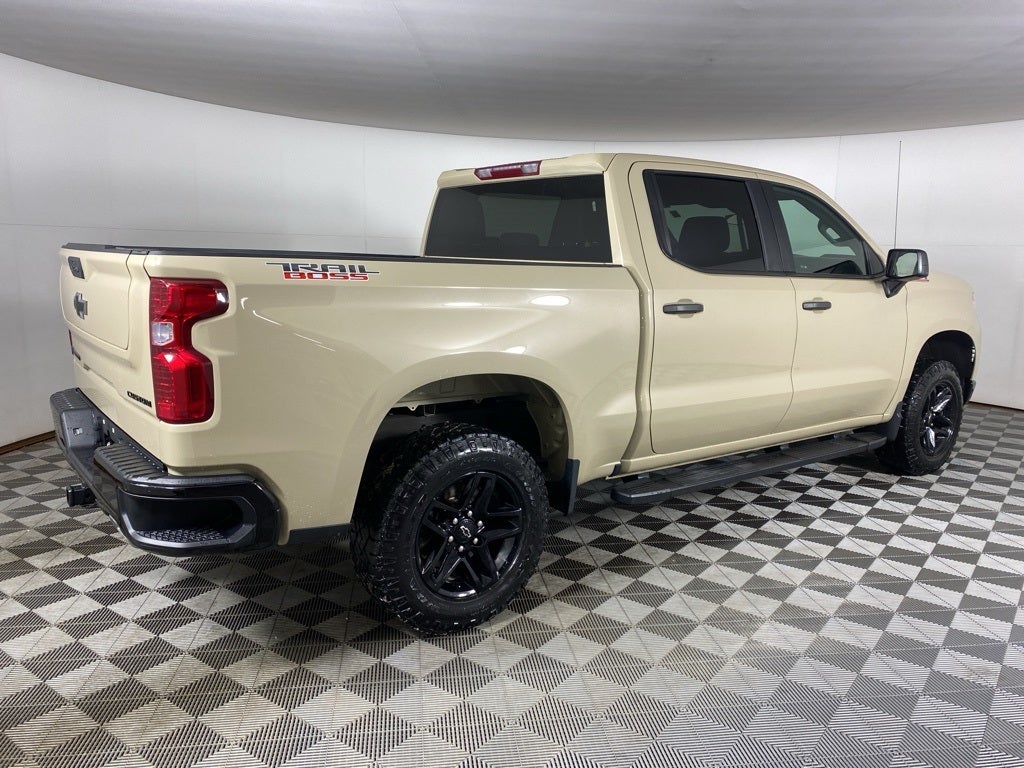 2022 Chevrolet Silverado 1500 Custom Trail Boss