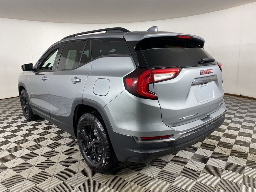 2023 GMC Terrain AT4