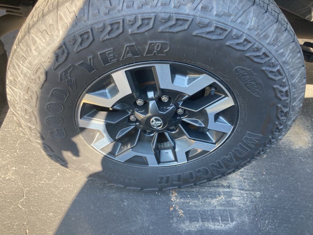 2023 Toyota Tacoma TRD Off-Road V6