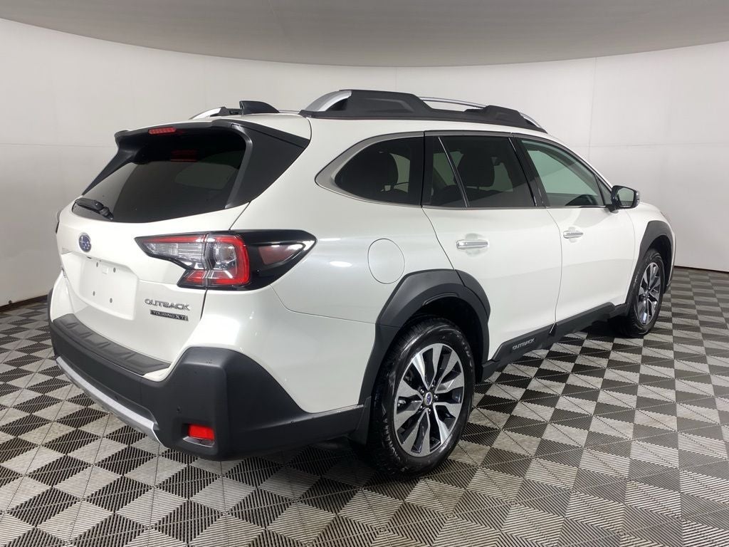 2025 Subaru Outback Touring XT