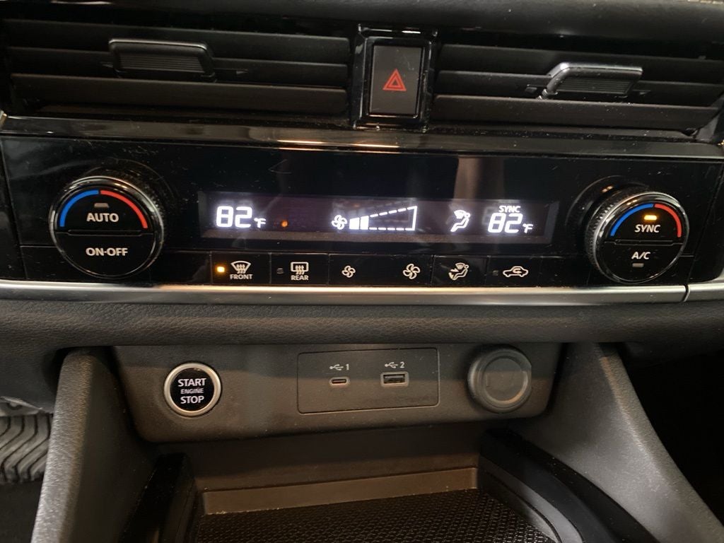2022 Nissan Rogue SV