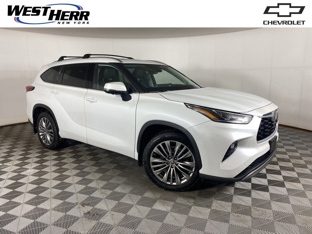 2023 Toyota Highlander Platinum