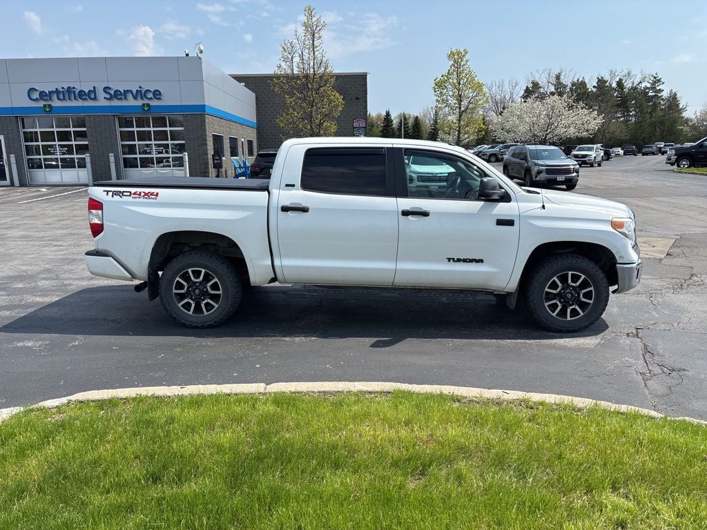 2017 Toyota Tundra SR5