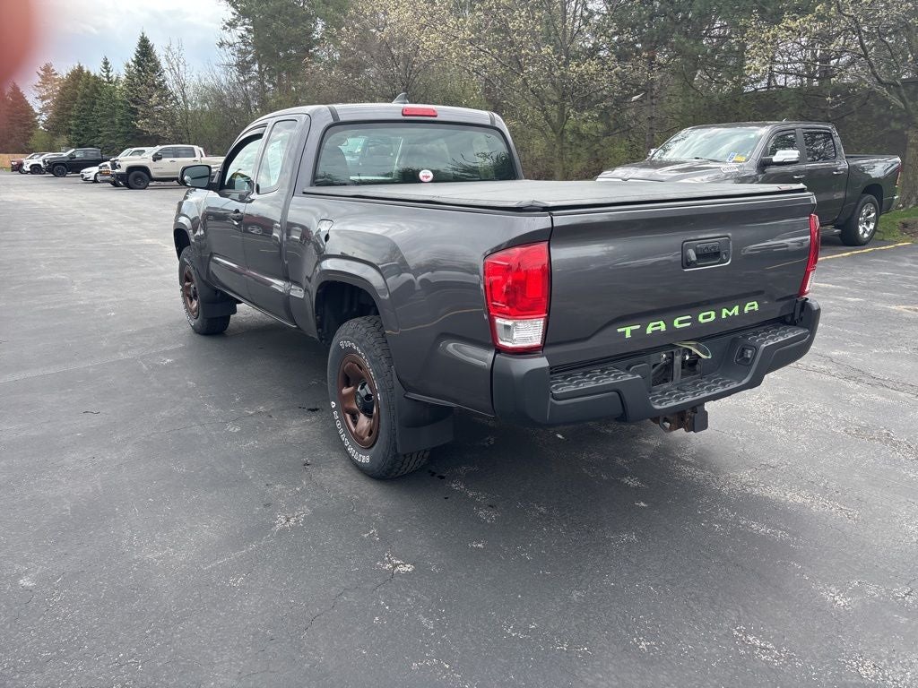 2016 Toyota Tacoma SR