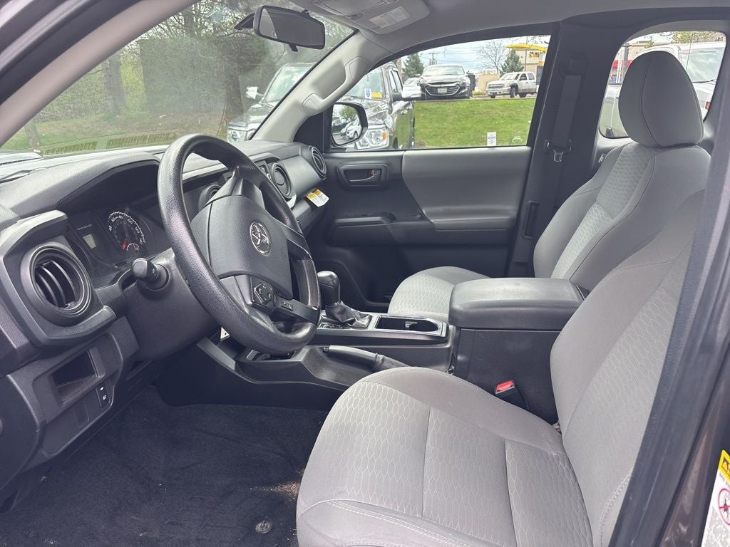 2016 Toyota Tacoma SR