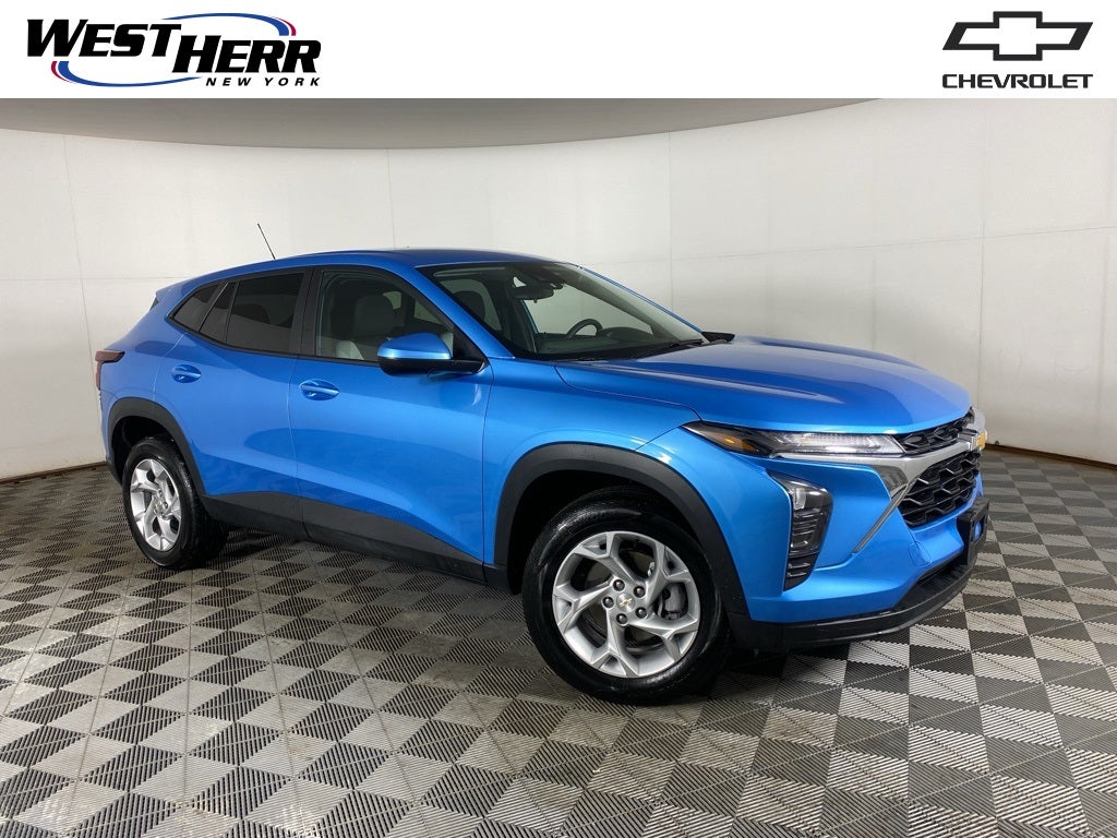 2025 Chevrolet Trax LS