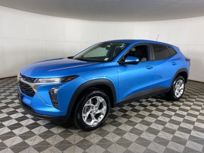 2025 Chevrolet Trax LS
