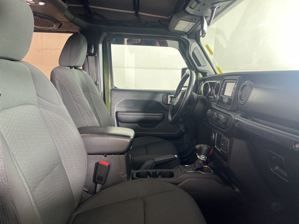 2021 Jeep Wrangler Sport