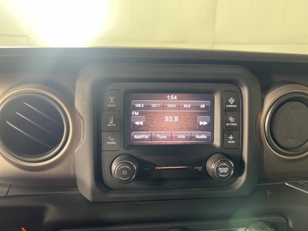 2021 Jeep Wrangler Sport