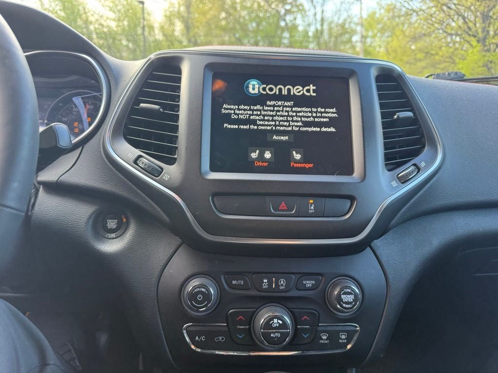 2022 Jeep Cherokee Trailhawk