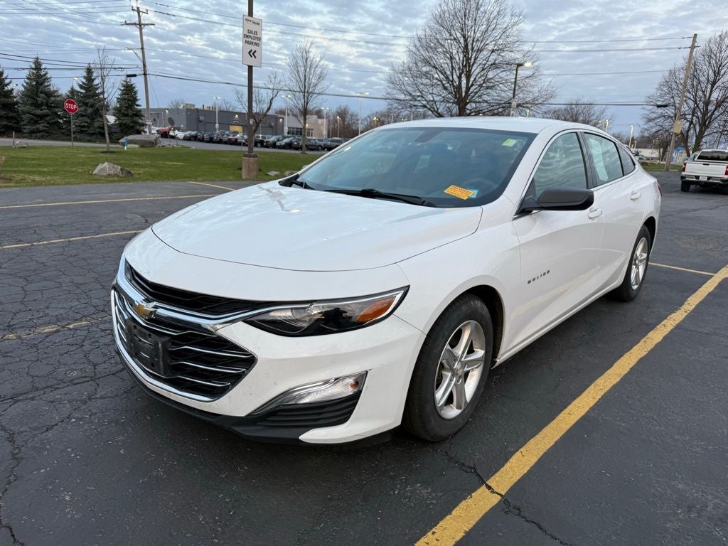 2022 Chevrolet Malibu LS 1LS