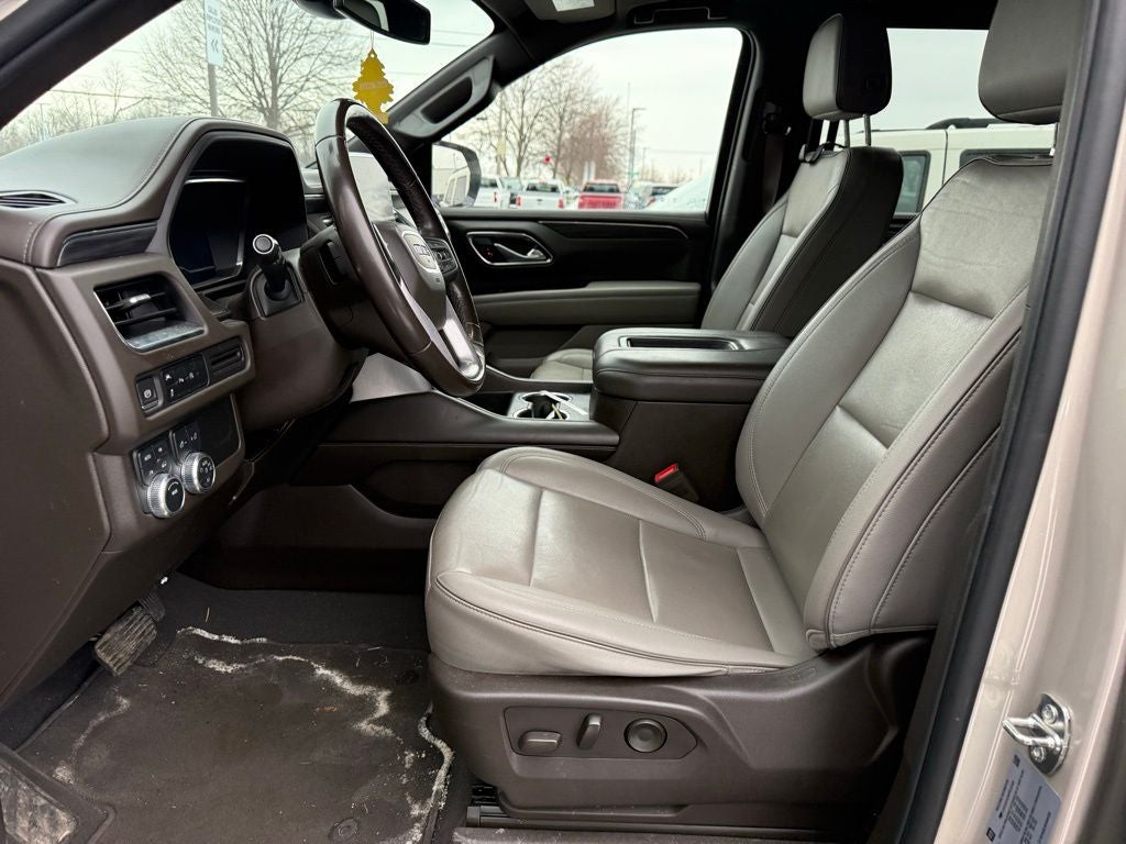 2023 GMC Yukon XL SLT