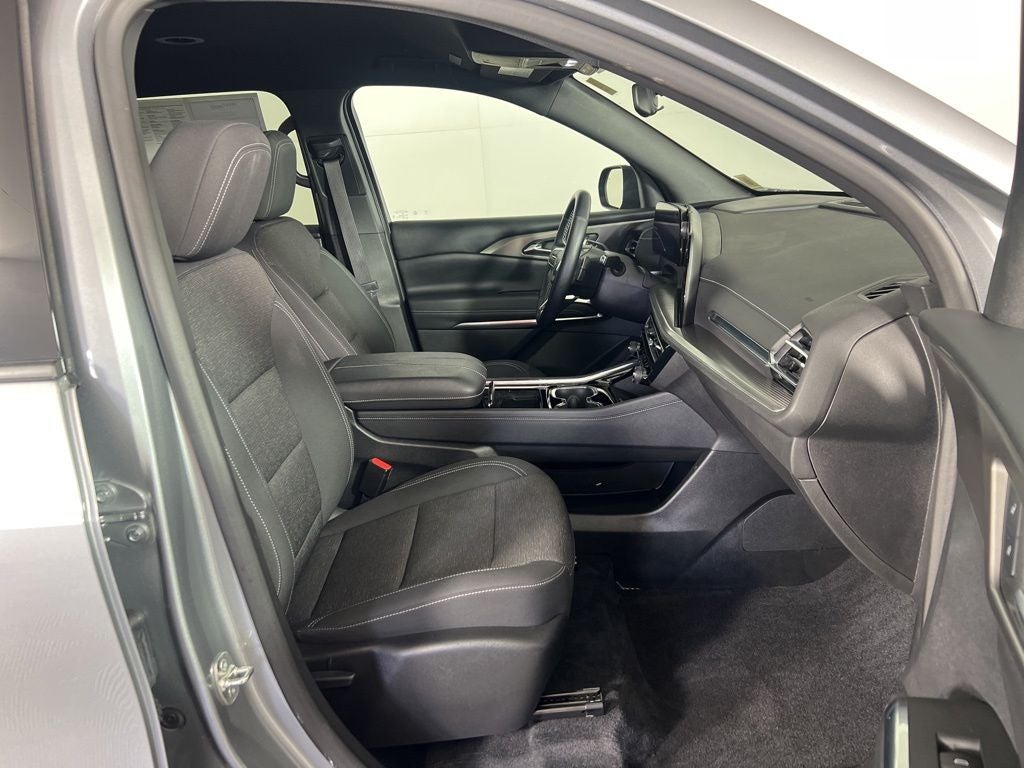 2024 Chevrolet Traverse LT 2LT