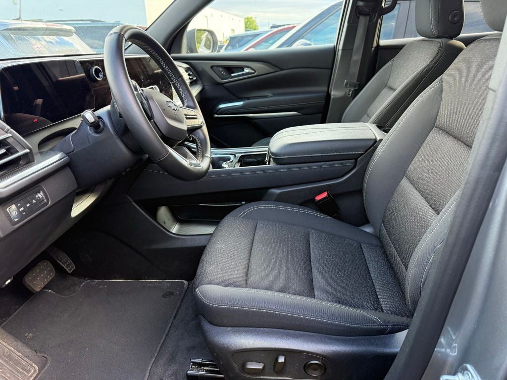 2024 Chevrolet Traverse LT 2LT