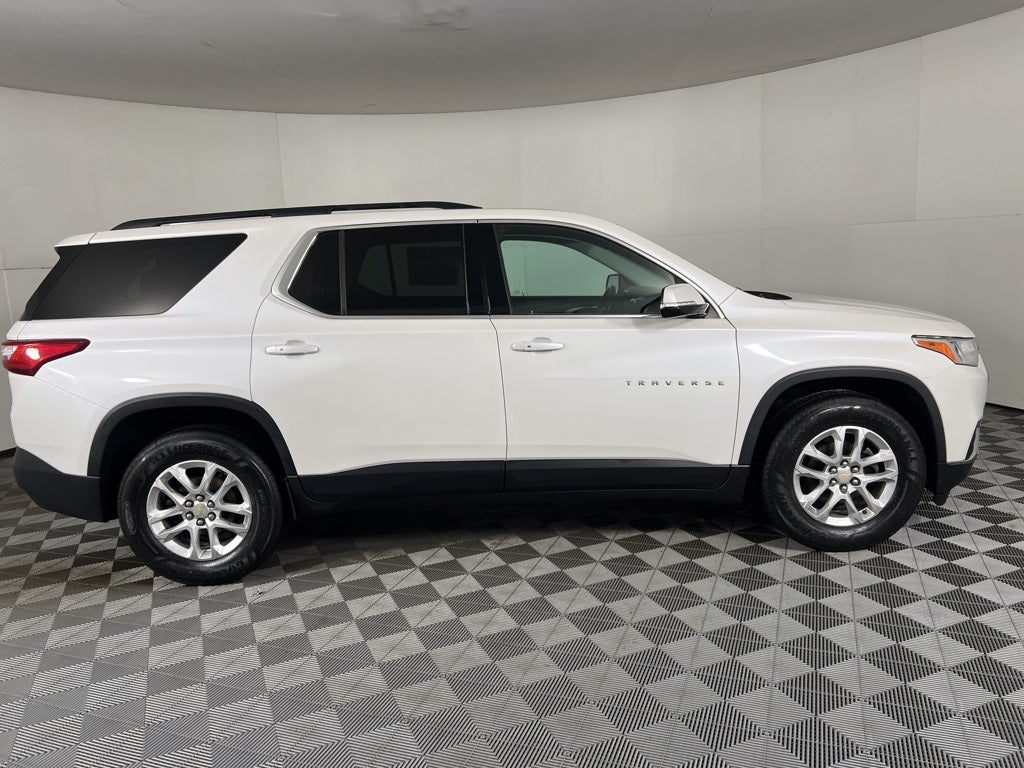 2019 Chevrolet Traverse LT Cloth w/1LT