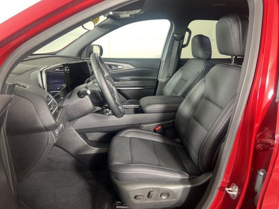 2025 Chevrolet Traverse LT 2LT