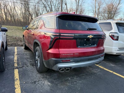 2025 Chevrolet Traverse LT