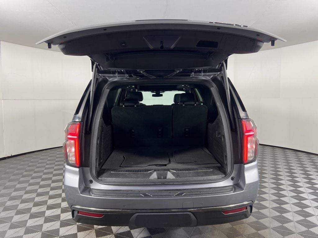 2022 Chevrolet Suburban RST