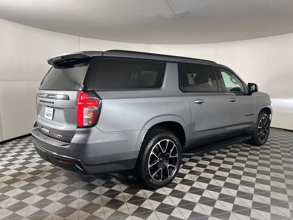 2022 Chevrolet Suburban RST