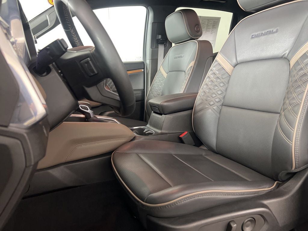2023 GMC Canyon Denali
