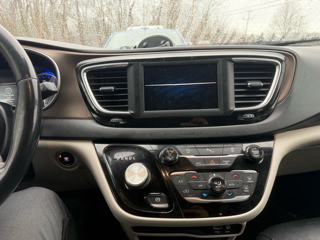 2019 Chrysler Pacifica Touring L